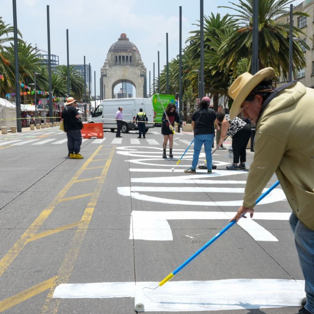 Protesta en calles de la Ciudad de México.